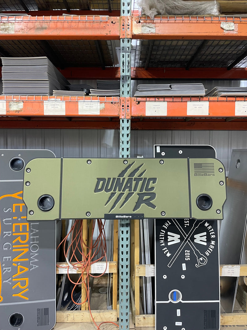 Load image into Gallery viewer, Custom Tailgate Cover
