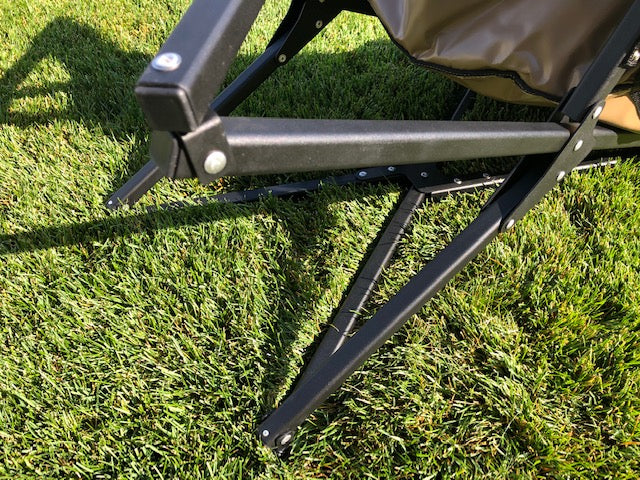 Load image into Gallery viewer, K9 Fold A Chair
