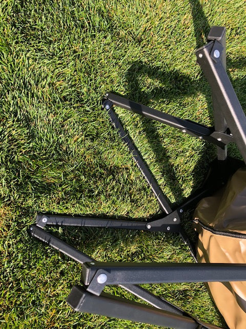 Load image into Gallery viewer, K9 Fold A Chair
