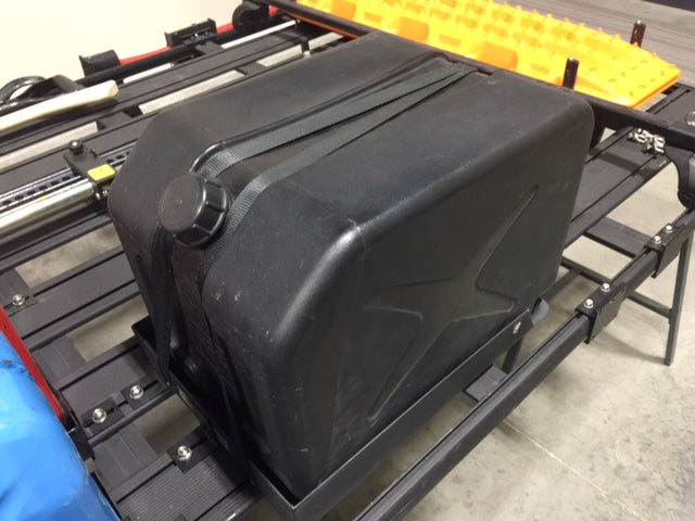 Load image into Gallery viewer, K9 40L Water Container &amp; Mount
