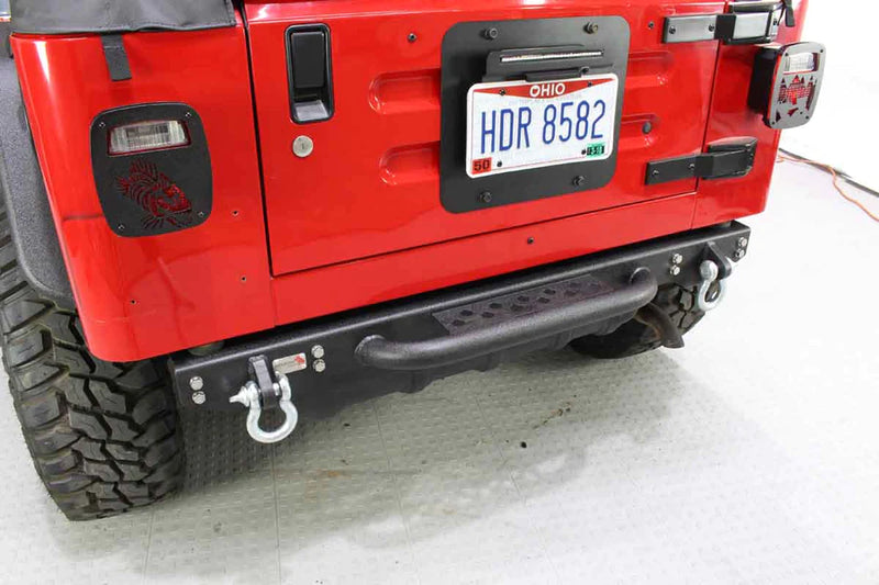 Load image into Gallery viewer, Fishbone Offroad 1997-2006 TJ Wrangler Piranha Rear Bumper with Step
