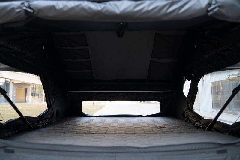 Load image into Gallery viewer, Kali King - Rooftop tent
