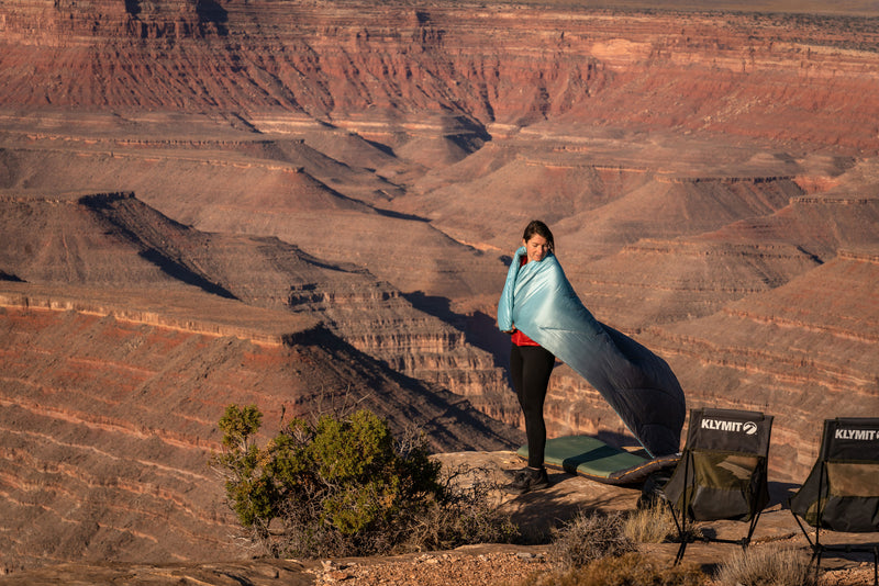Load image into Gallery viewer, Klymit Horizon Backpacking Blanket - Insulated Warmth on the Go
