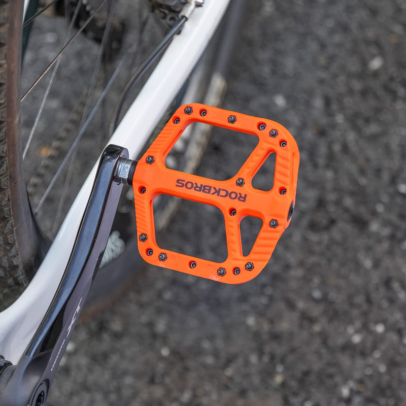 Load image into Gallery viewer, Nylon Platform Pedals
