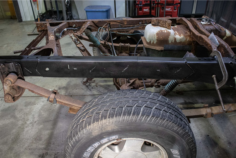 Load image into Gallery viewer, Rust Buster 1988-1998 Chevy &amp; GMC C/K 1500 &amp; 2500 6ft Bed Rear Over-Axle Frame Section
