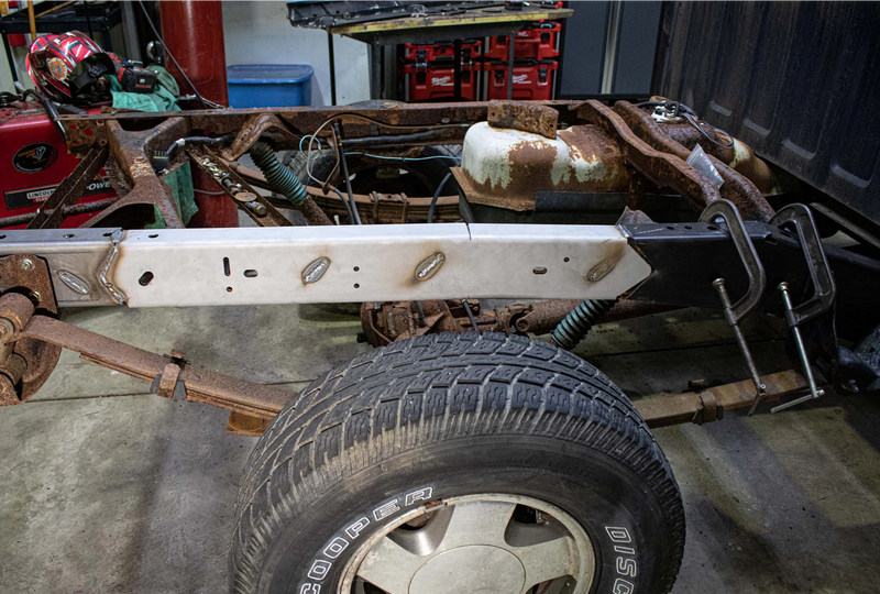 Load image into Gallery viewer, Rust Buster 1988-1998 Chevy &amp; GMC C/K 1500 &amp; 2500 6ft Bed Rear Over-Axle Frame Section
