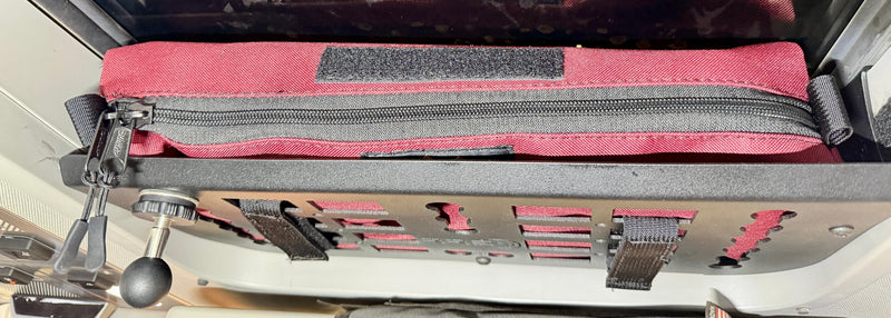 Load image into Gallery viewer, RRE Safari Window Shelf Bag
