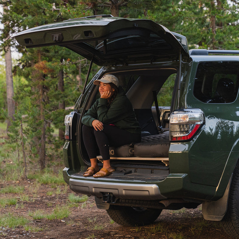 Load image into Gallery viewer, AIR Pro 4Runner Vehicle Mattress
