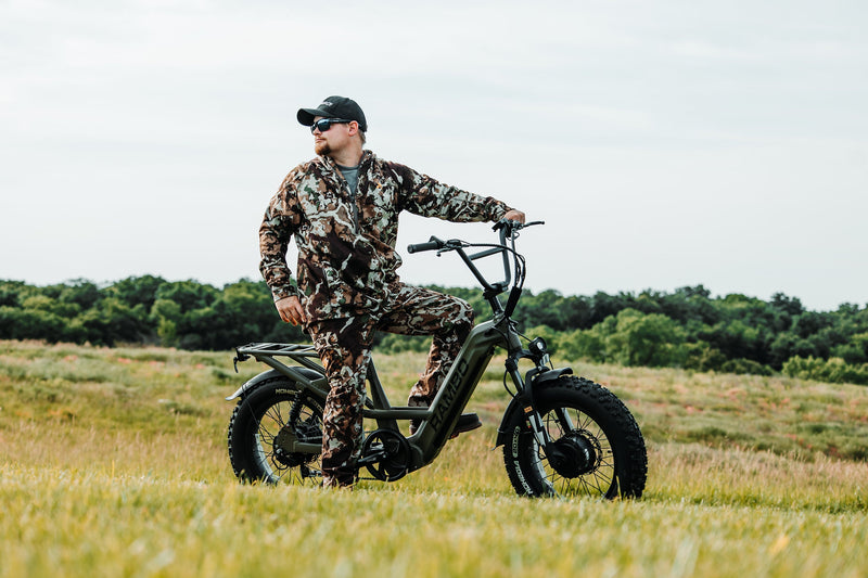 Load image into Gallery viewer, Revolt AWD Step Thru Bike
