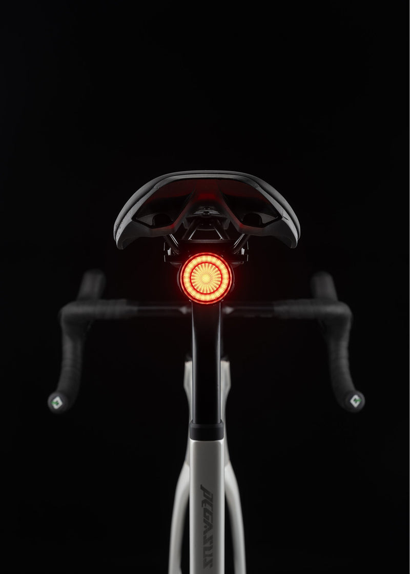 Load image into Gallery viewer, Road To Sky - SUPER6 Rear Light Anti-Lost USB-C
