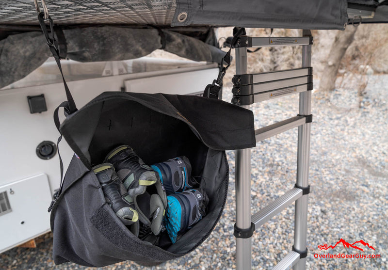 Load image into Gallery viewer, Roof Top Tent Shoe Bag
