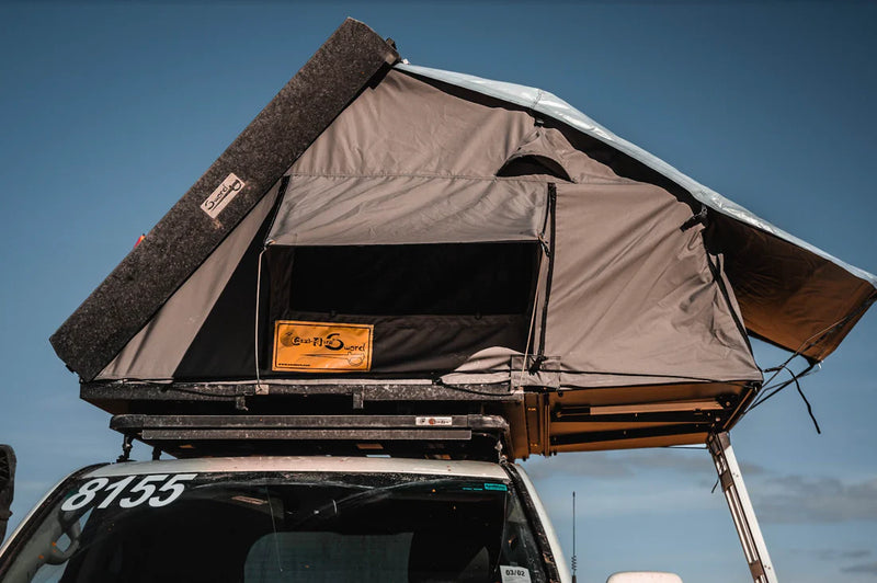 Load image into Gallery viewer, Eezi-Awn Sword Hardshell Roof Top Tent
