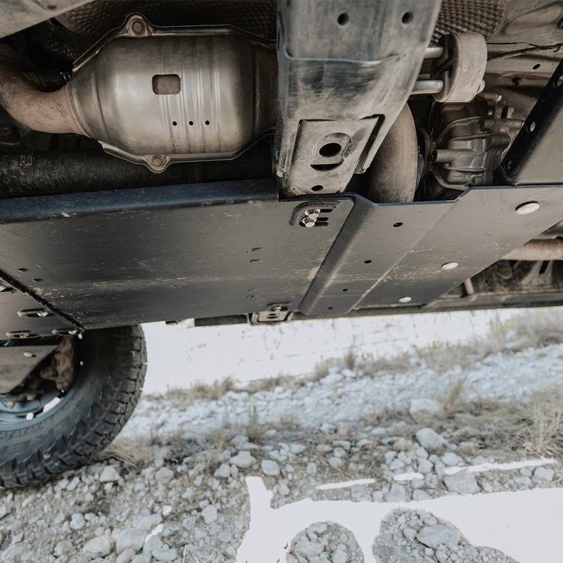 Load image into Gallery viewer, Transfer Skid Plate For 2010-2014 Toyota FJ Cruiser
