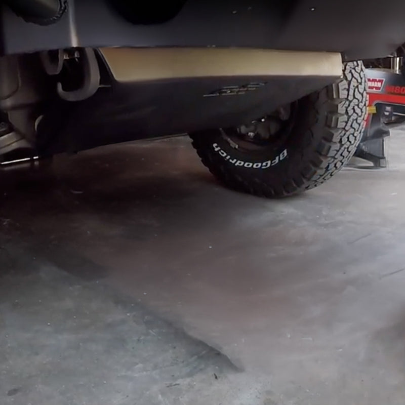 Load image into Gallery viewer, CBI Off Road Toyota 4Runner Front Skid Plate | 1995.5-2002
