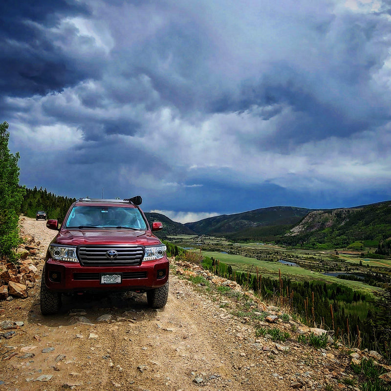 Load image into Gallery viewer, Ruggedized Crossbar Kit - Land Cruiser 200

