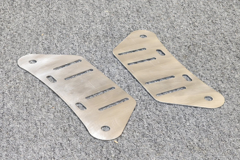 Load image into Gallery viewer, LFD Off Road Traction Board Pin Adapter Plate - Pair
