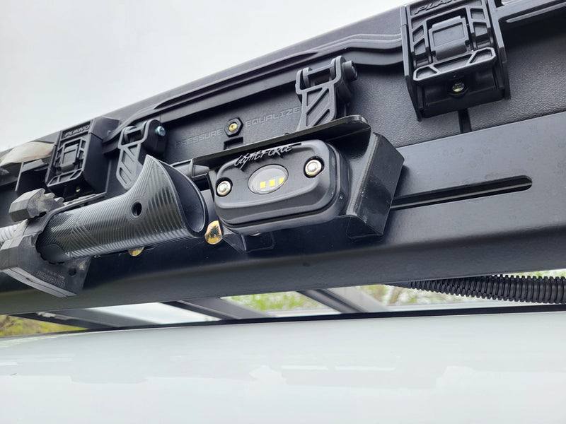 Load image into Gallery viewer, Grab Handle Pair for Roof Racks - Universal
