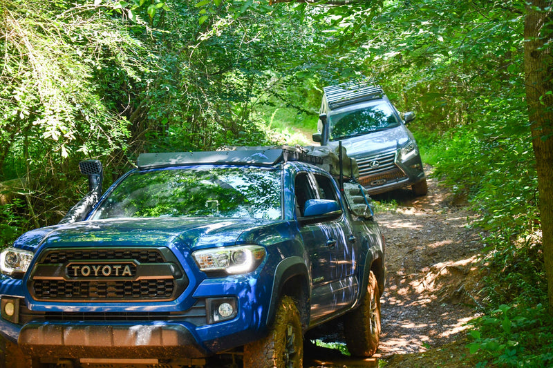 Load image into Gallery viewer, Low Profile Extrusion Rack - 2nd and 3rd Gen Tacoma
