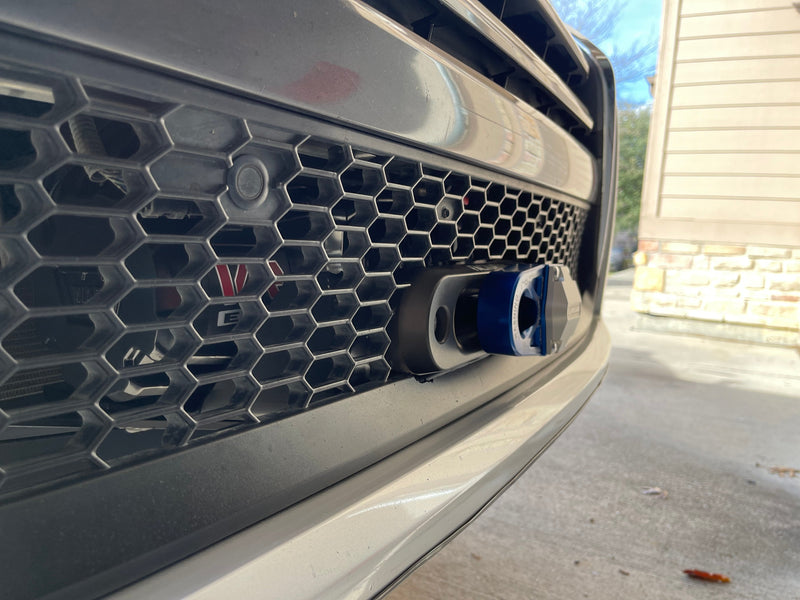 Load image into Gallery viewer, Adjustable Hidden Winch Mount - GX460
