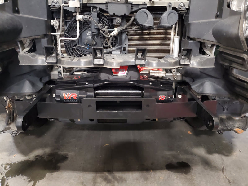 Load image into Gallery viewer, Adjustable Hidden Winch Mount with Recovery Points - GX460
