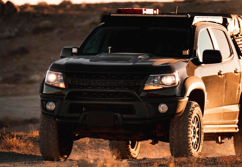 Load image into Gallery viewer, Low Profile Ditch Light Brackets Kit For 2015-2022 Chevy Colorado/Canyon
