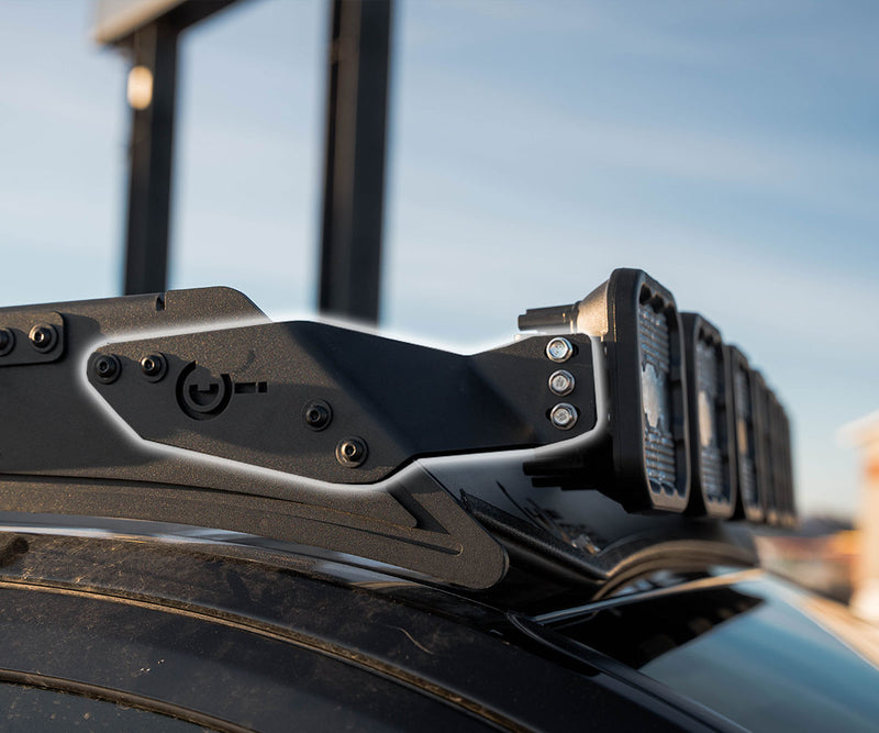 Load image into Gallery viewer, CBI Off Road Prinsu Front-Facing Light Bar Brackets | Diode Light Pods
