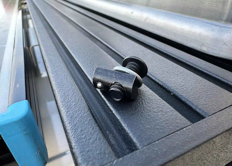 Load image into Gallery viewer, DRIFTR Roof Rack Sliding T-NUT Hardware (10 Pack)
