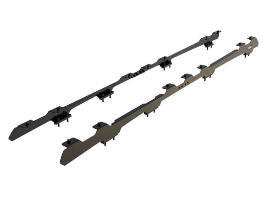 Front Runner Toyota Land Cruiser 200 Foot Rails / Low Profile