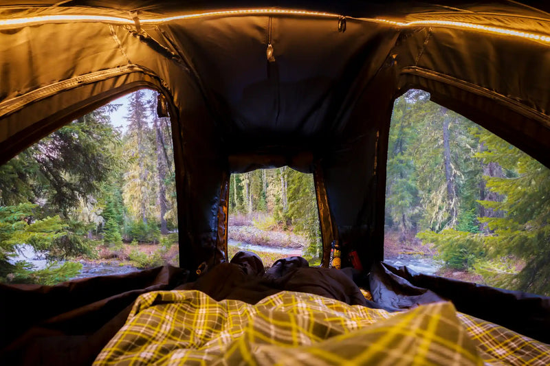 Load image into Gallery viewer, Aspen Pro Standard - Rooftop Tent

