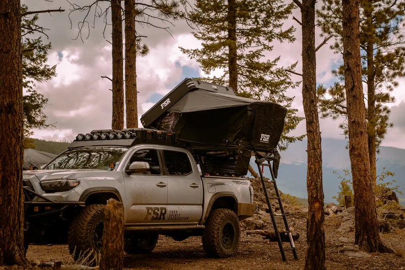 Load image into Gallery viewer, Kali - Rooftop Tent
