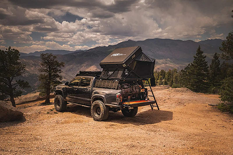 Load image into Gallery viewer, Kali - Rooftop Tent
