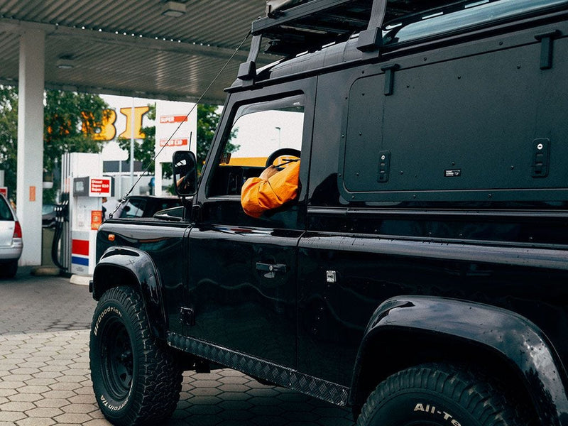 Load image into Gallery viewer, Front Runner Land Rover Defender (1983-2016) Gullwing Window / Aluminium
