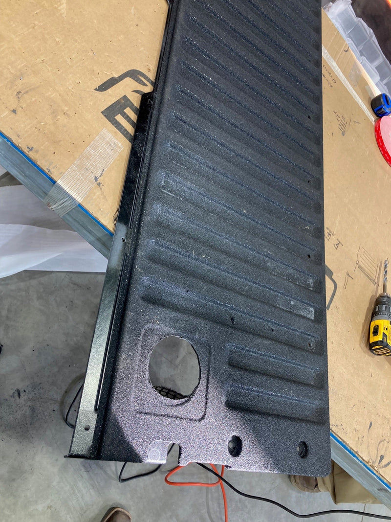 Load image into Gallery viewer, Tundra Tailgate Cover (2022+)
