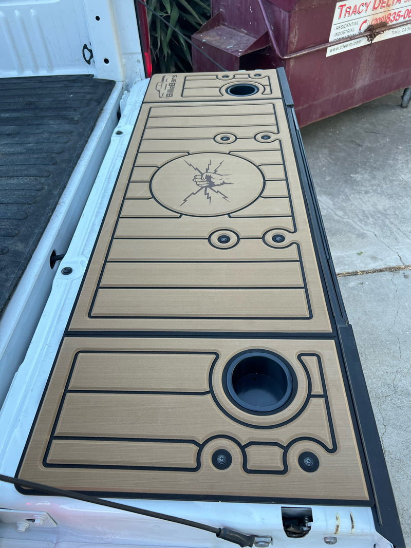 Load image into Gallery viewer, Custom Tailgate Cover
