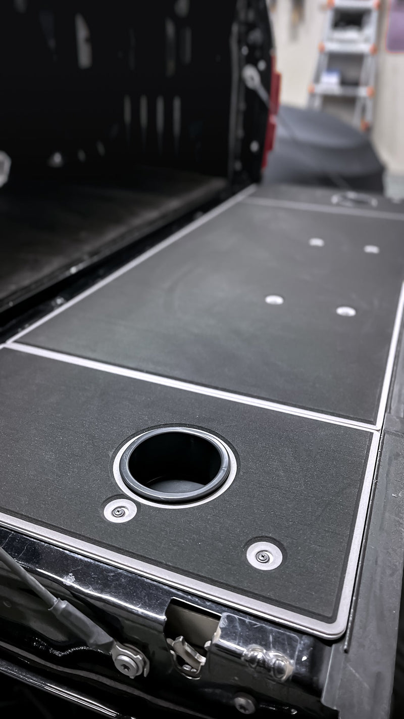 Load image into Gallery viewer, F150 Tailgate Cover (2015-2026)
