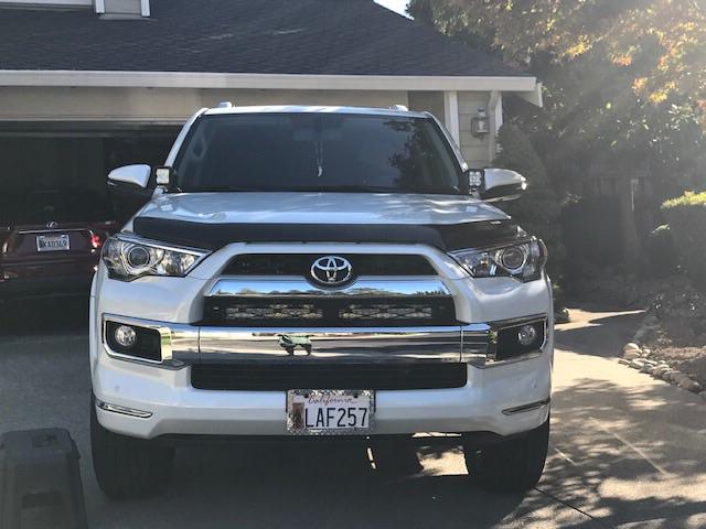 Load image into Gallery viewer, 32" Hidden Grille LED Light Bar Brackets Kit Fits 2014-2024 Toyota 4Runner
