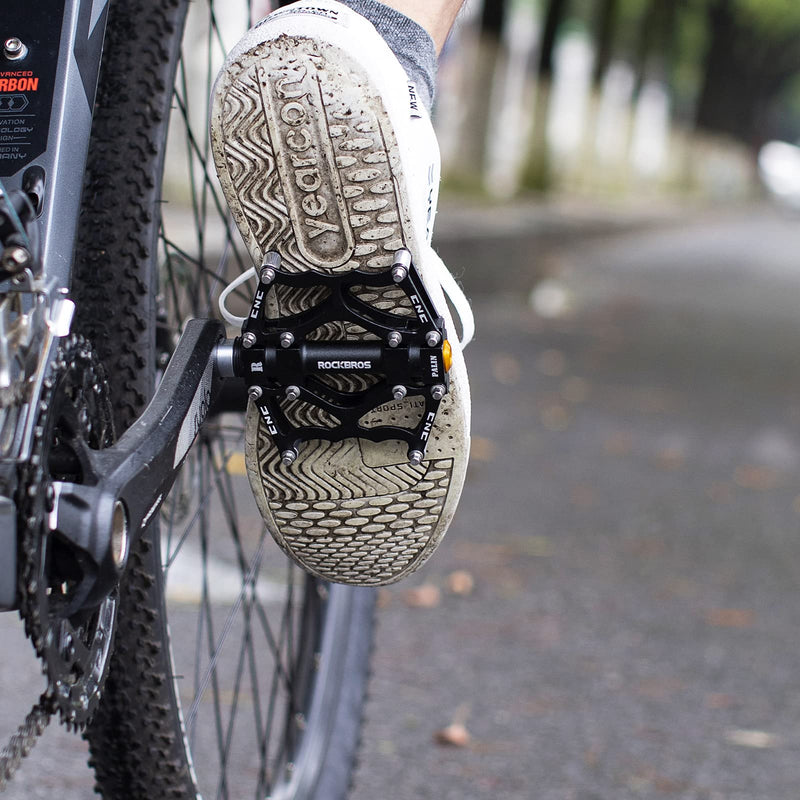 Load image into Gallery viewer, Aluminum Platform Pedals
