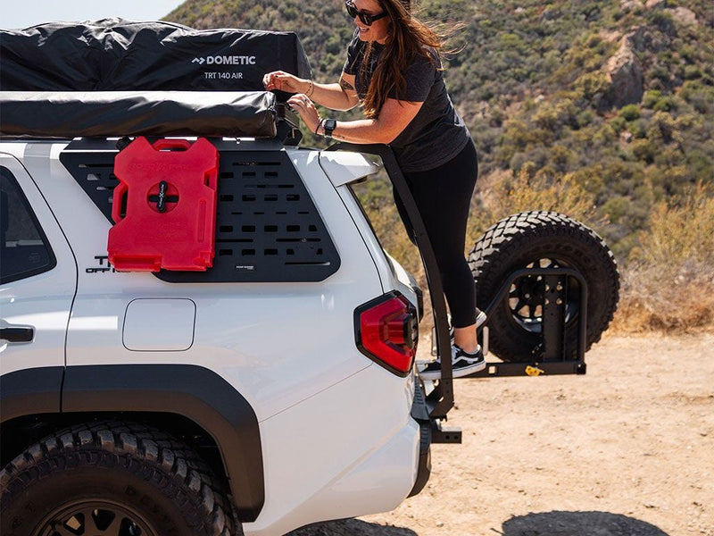 Load image into Gallery viewer, Front Runner Toyota 4Runner (6 Gen) Ladder
