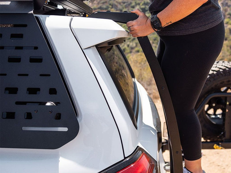 Load image into Gallery viewer, Front Runner Toyota 4Runner (6 Gen) Ladder
