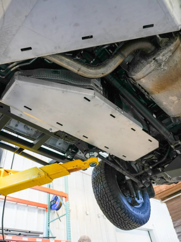 Load image into Gallery viewer, RCI Off Road Fuel Tank Skid Plate | 24- Present Land Cruiser
