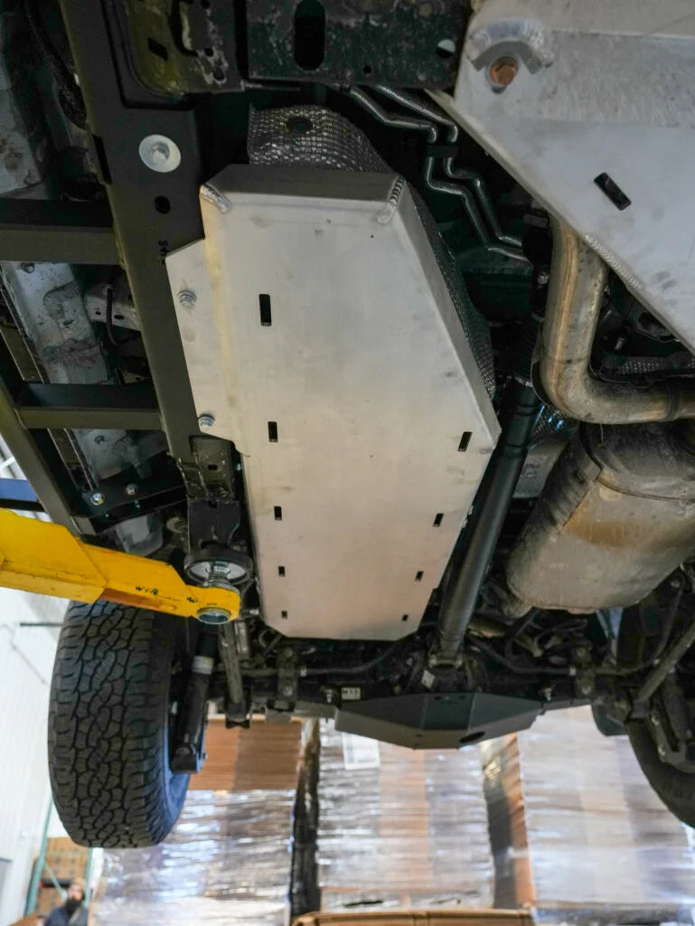 Load image into Gallery viewer, RCI Off Road Fuel Tank Skid Plate | 24- Present Land Cruiser
