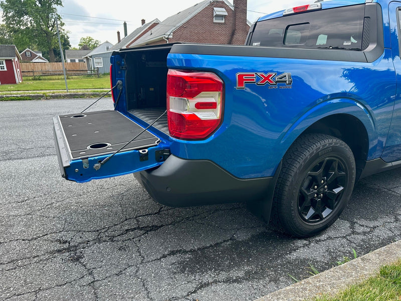 Load image into Gallery viewer, Maverick Tailgate Cover (22+)
