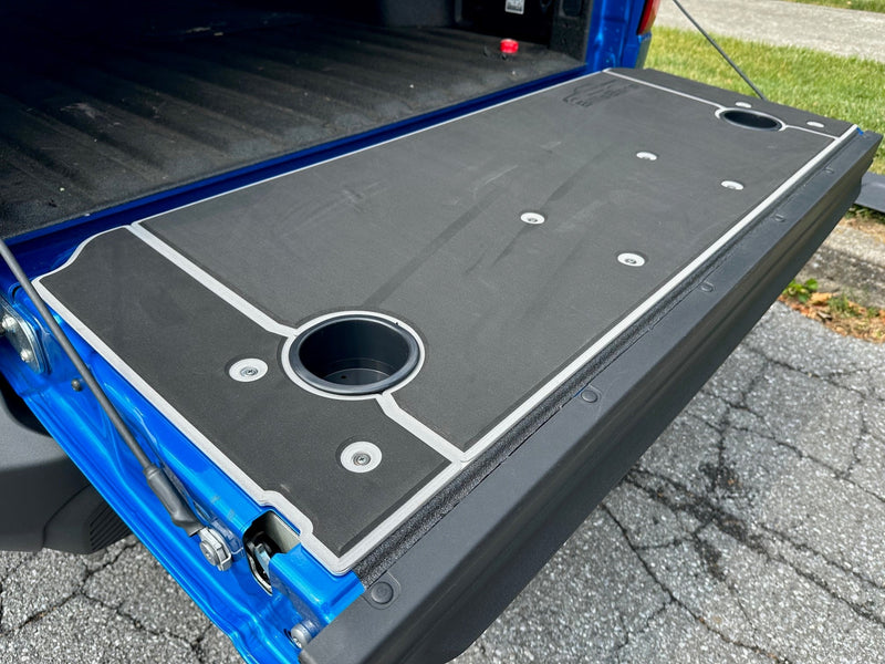 Load image into Gallery viewer, Maverick Tailgate Cover (22+)
