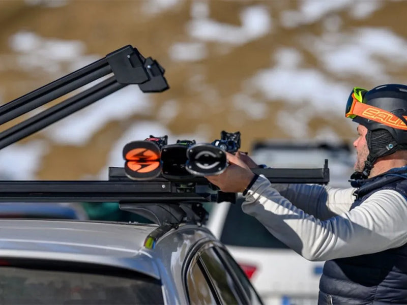 Load image into Gallery viewer, Front Runner Ski / Snowboard Carrier
