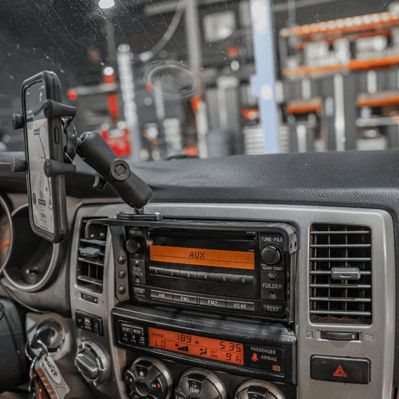 Load image into Gallery viewer, 2003-2009 4Runner Dash Accessory Mount (DAM) / Phone Mount
