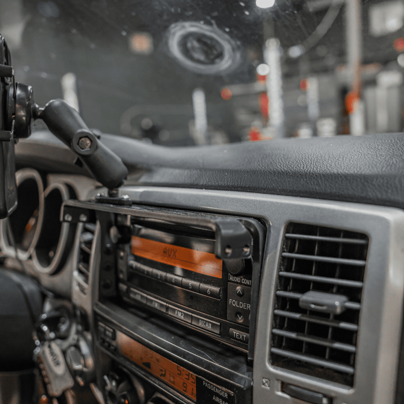 Load image into Gallery viewer, 2003-2009 4Runner Dash Accessory Mount (DAM) / Phone Mount
