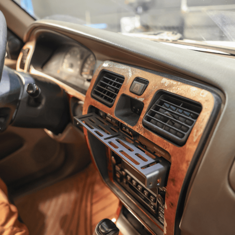 Load image into Gallery viewer, 1996-2002 4Runner Dash Accessory Mount (DAM) / Phone Mount
