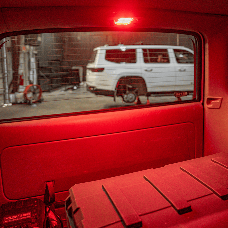 Load image into Gallery viewer, Ultimate Dual Color Cargo Light Upgrade / 1996-2002 3rd Gen 4Runner
