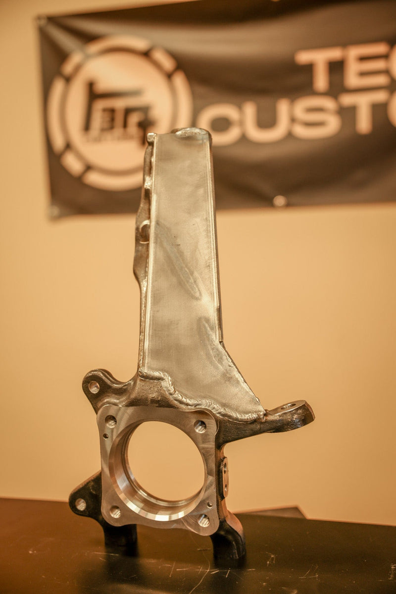 Load image into Gallery viewer, Gusseted Spindles - 3rd Gen Tacoma (2016-2023)
