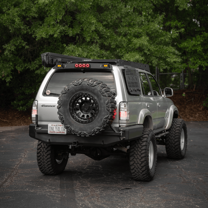 Load image into Gallery viewer, Expedition Series 3rd Brake Light / 1996-2002 3rd Gen 4Runner
